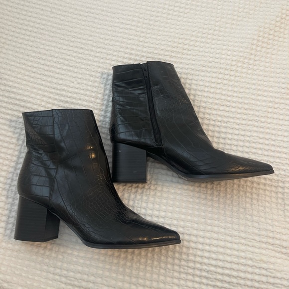 Blake Snakeskin Boots - Picture 2 of 2